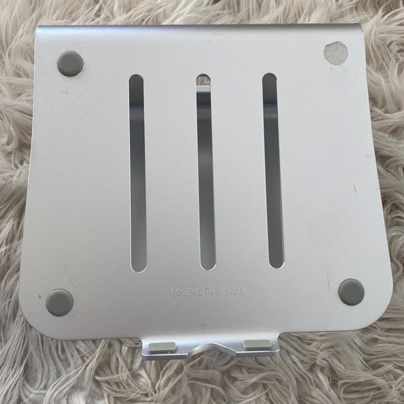 Computer Stand - Picture 3 of 4